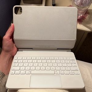 Apple Magic Keyboard for 11” iPad Pro or iPad Air 4th or 5th gen